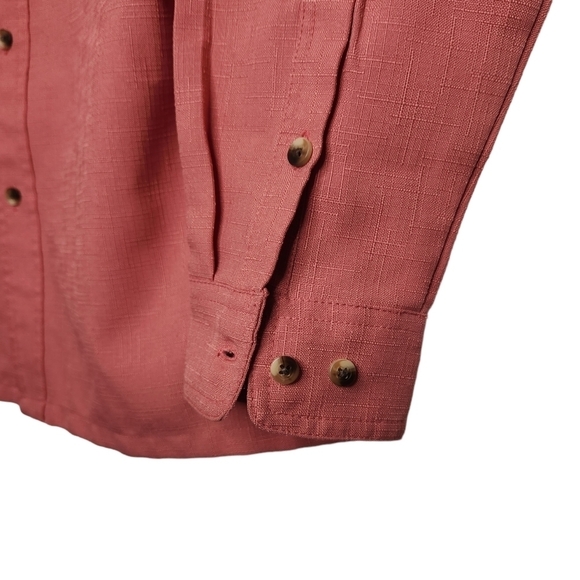 Vtg John Blair Mens M Long Sleeve Button Up Shoulder Strap Pleated Pockets Pink - Picture 4 of 10